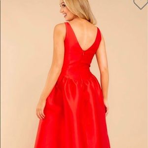Red High Low. Bead detail. S